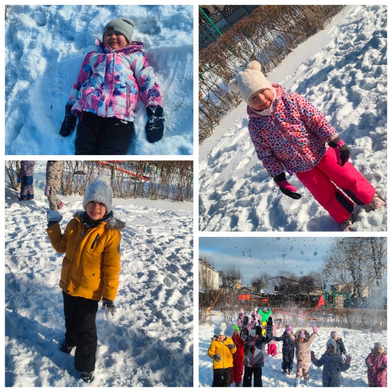 Zimowe zabawy kotków 