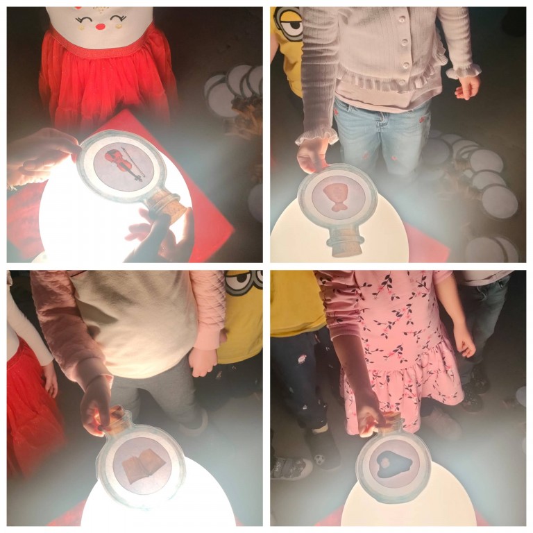 Kotki wróżą w Andrzejki